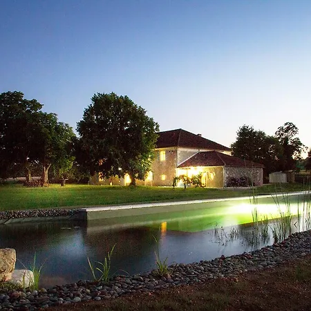 住宿加早餐酒店 Domaine Au Perisson Le Brouilh