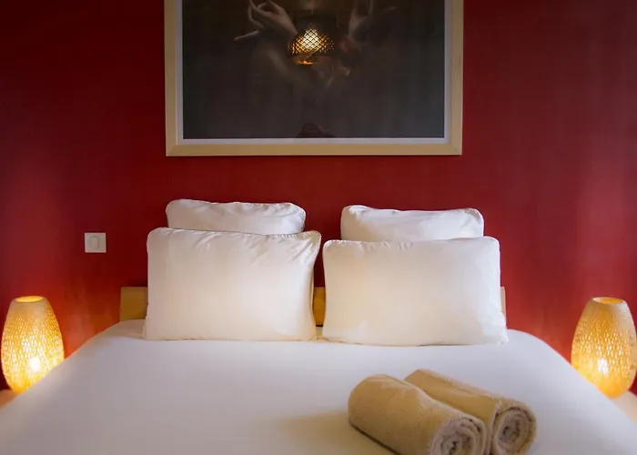 Domaine Au Perisson Bed & Breakfast Le Brouilh